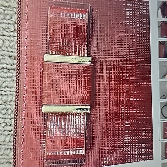 Coach burgundy wristlet - Picture 3 of 4